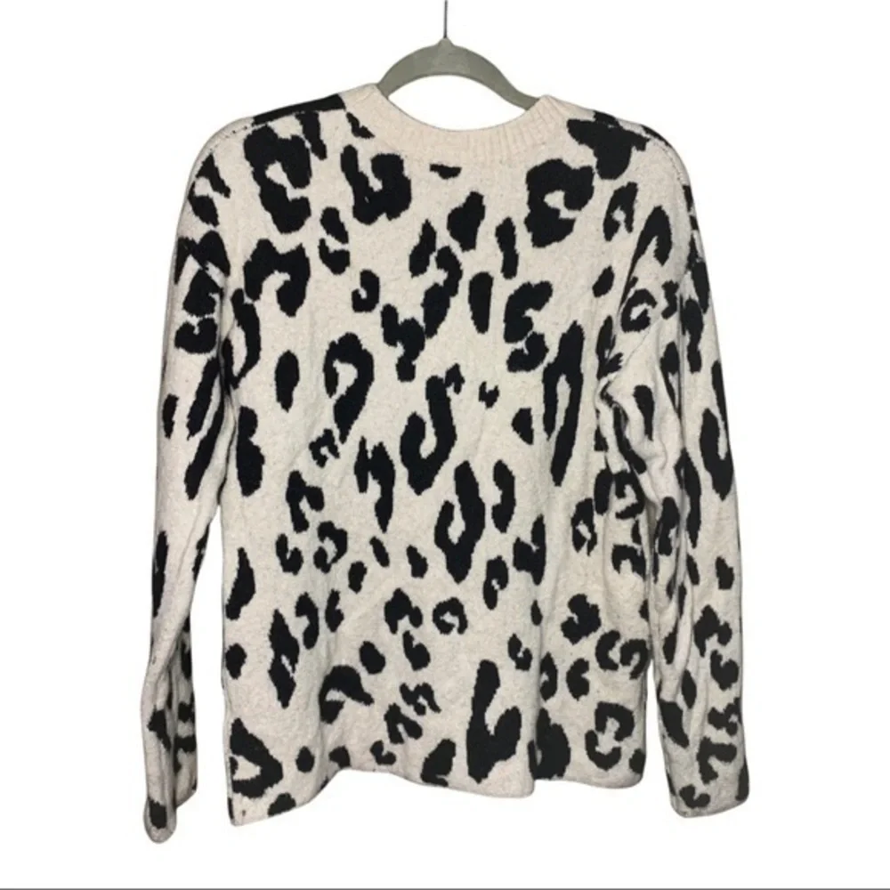 Something Navy Leopard Knitted Sweater Size Small